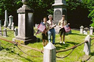Memorial Day Gravesite Flag Placement 2006 #03